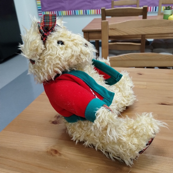 ✓VTG Hallmark Christmas Stuffed Merrily Bear w/ Snowman Coat + Bow Headband 11in - Picture 4 of 13